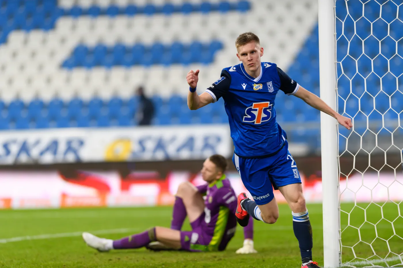 Gol debiutanta przerwał fatalną serię Lecha Poznań [WYNIKI i TABELA]