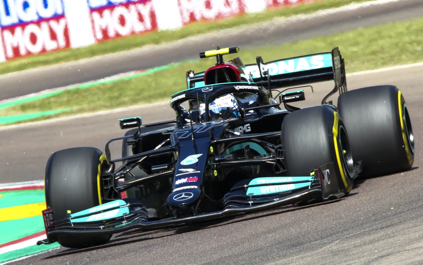 Valtteri Bottas zdominował piątkowe treningi przed Grand Prix Emilii-Romanii