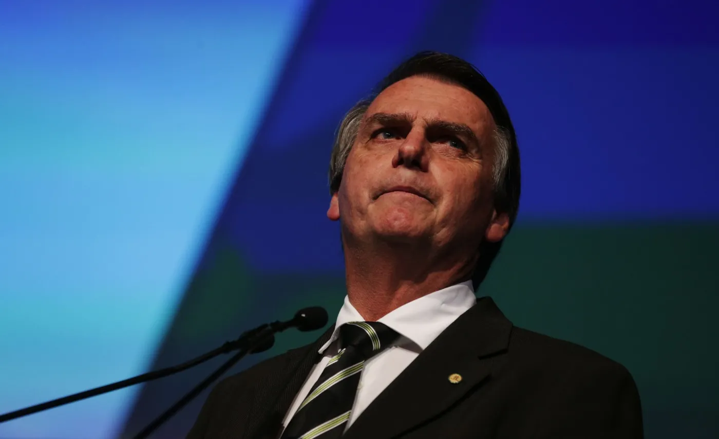 Sąd nakazał prezydentowi Bolsonaro noszenie maseczki