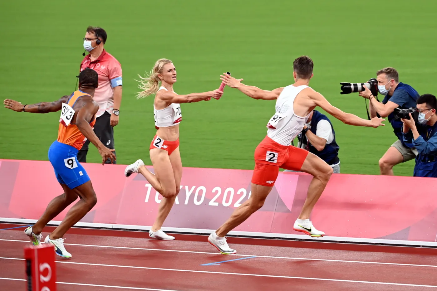 Tokio 2020. W sobotę oczy na sztafetę mieszaną. Żeglarz Myszka z szansą na medal