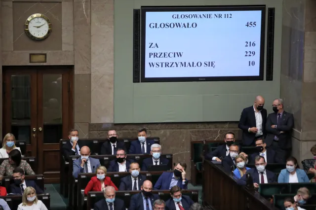 Ustawa "anty-TVN" przeszła przez Sejm  [RELACJA NA ŻYWO]