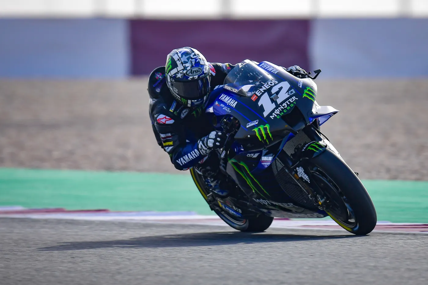 MotoGP: Vinales nadal zawieszony za "dziwne zachowanie"