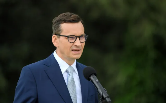Morawiecki: Polska ewakuuje 300 obywateli Afganistanu współpracujących z NATO