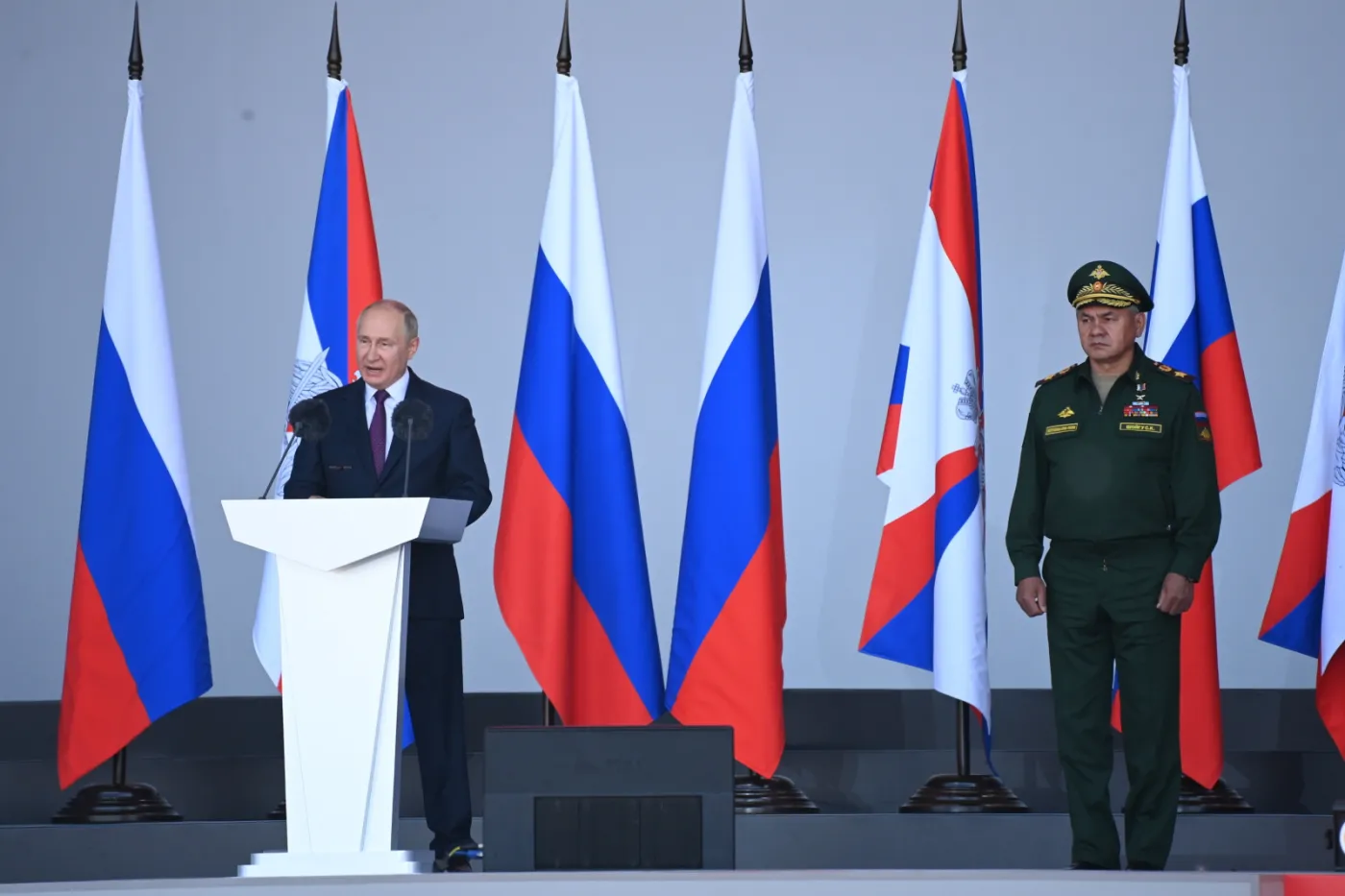 Putin zapowiada budowę sześciu nowych okrętów. "Będziemy demonstrować flagę rosyjską"