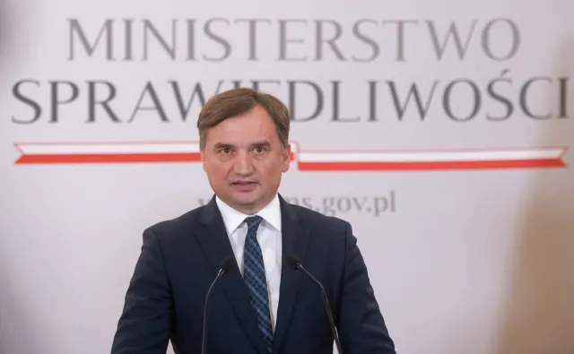 Zbigniew Ziobro popełnił błąd. Tysiące spraw do powtórki