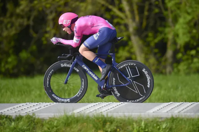 Michael Valgren zwycięzcą Giro della Toscana. Aktywny Majka