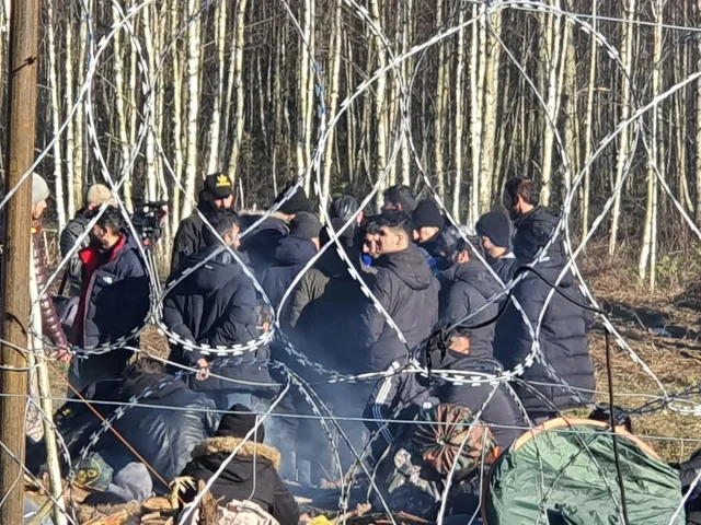 Rzecznik WOT: Migranci biorą udział w odprawie z białoruskim propagandystą [FOTO]