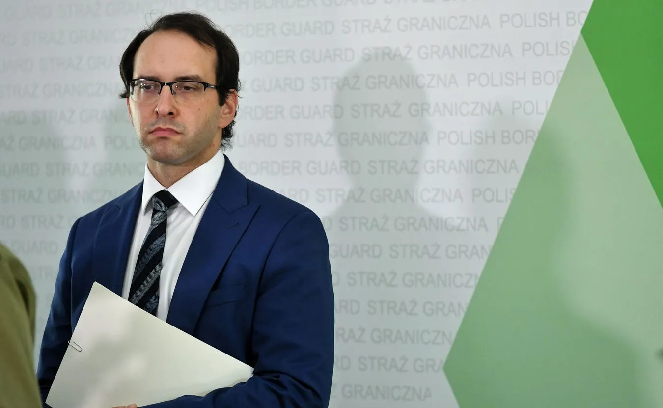 Odwrót migrantów z Białorusi. Żaryn: Odbyło się kilka lotów ewakuacyjnych