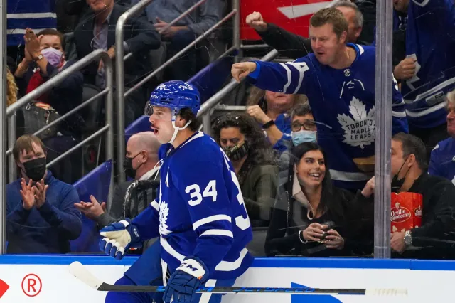 NHL. Maple Leafs potwierdzili świetną dyspozycję na wyjazdach