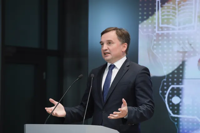 Ziobro pisze do szefowej KE. W tle doniesienia o nieprawidłowościach w TSUE