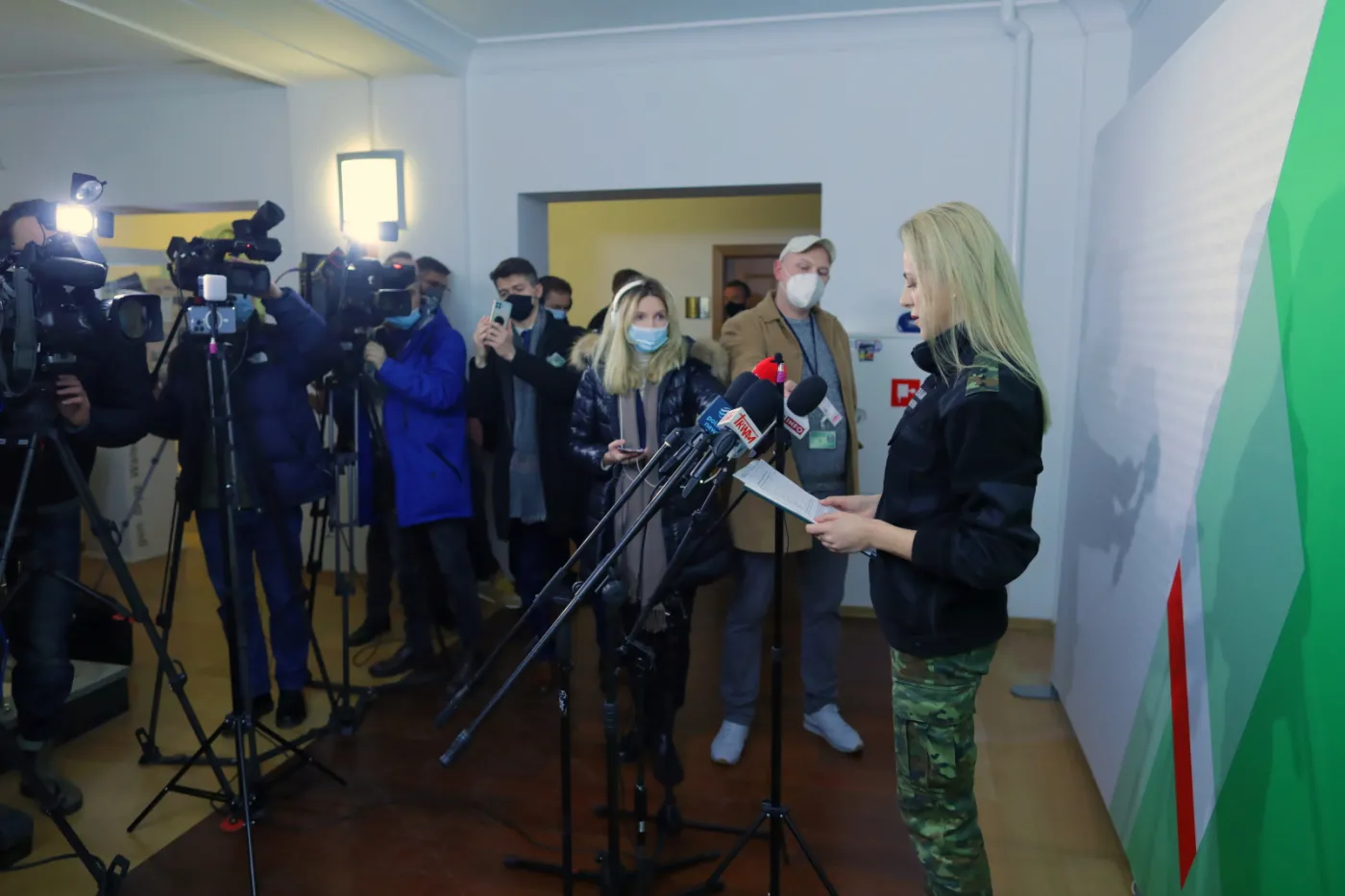 "To nie są kamienie znalezione w lesie". Straż Graniczna została doposażona