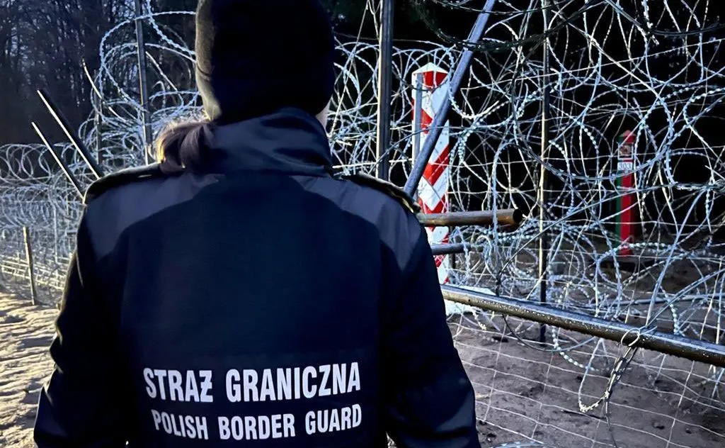 Atak na granicy. Funkcjonariuszka SG ma złamany nos