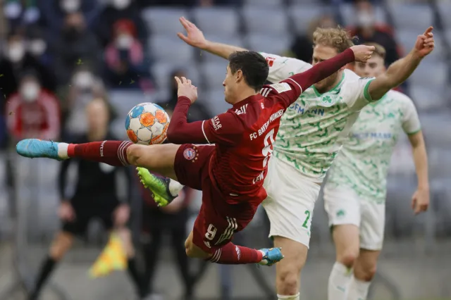 Dwa gole Roberta Lewandowskiego w starciu z outsiderem [WIDEO]