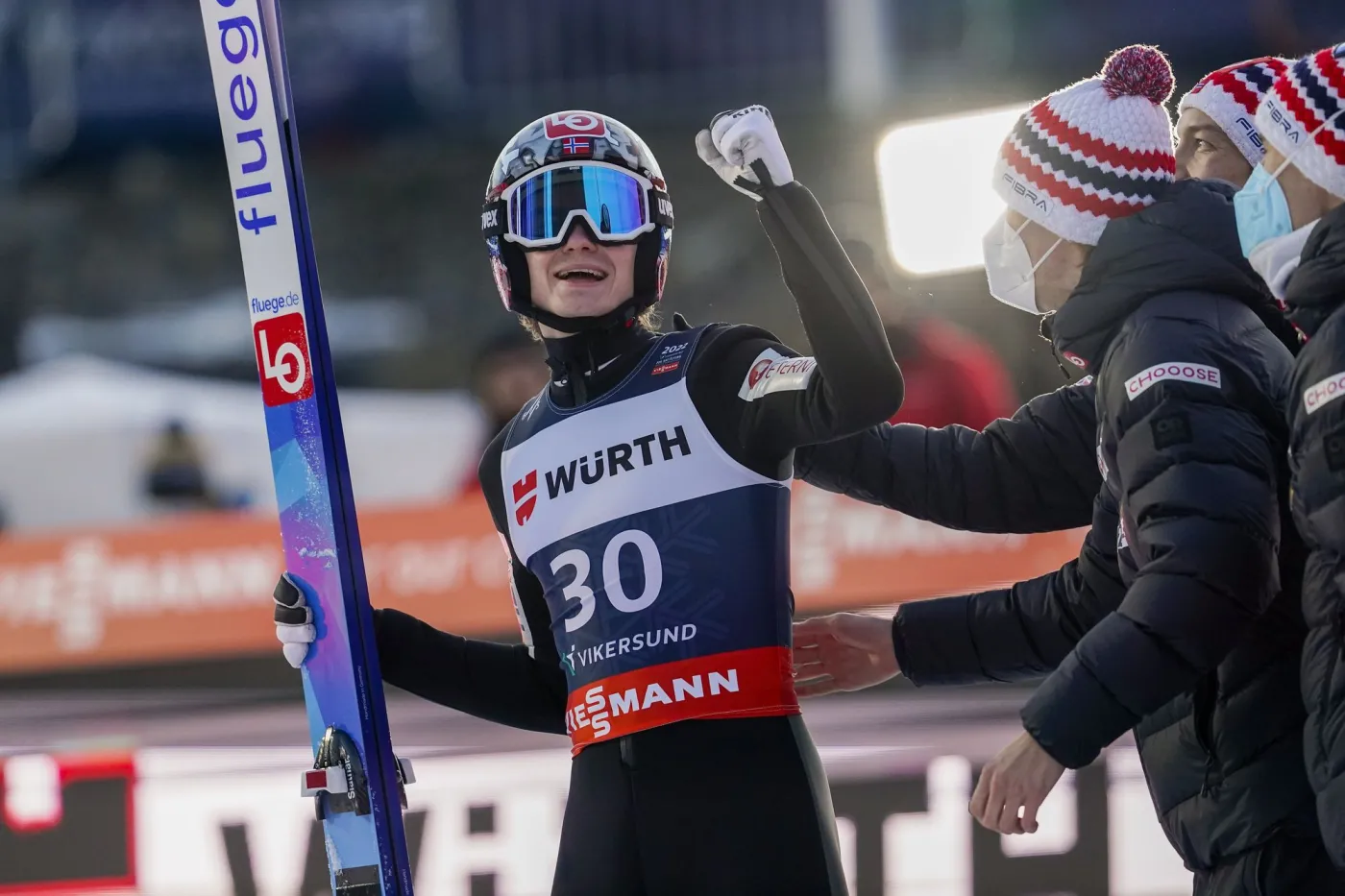 Marius Lindvik mistrzem świata w lotach. Jak wypadli Polacy?