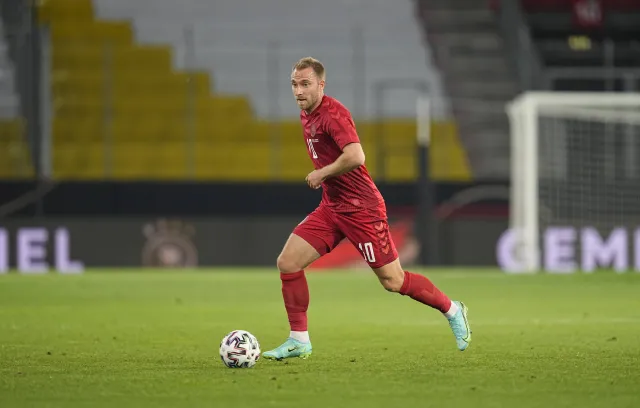 Christian Eriksen: Wracam do futbolu i chcę zagrać w Katarze