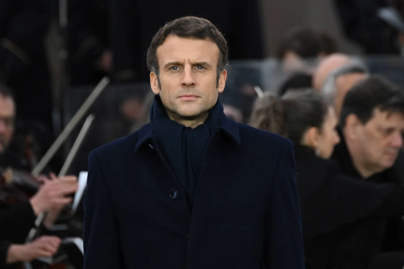 Rosyjska dziennikarka zatrzymana za protest na wizji. Macron obiecuje pomoc