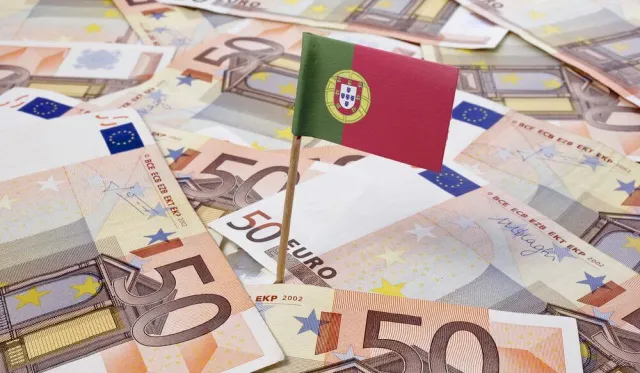 Sankcje na oligarchów to fikcja? "Zablokowano jedno konto, było na nim 242 euro"