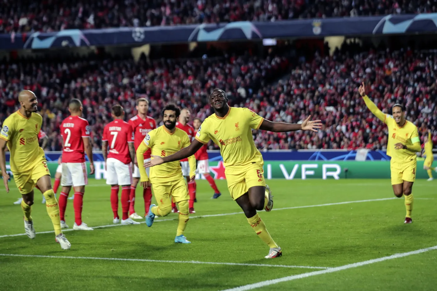 Liverpool o krok od półfinału Ligi Mistrzów. Benfica była tłem