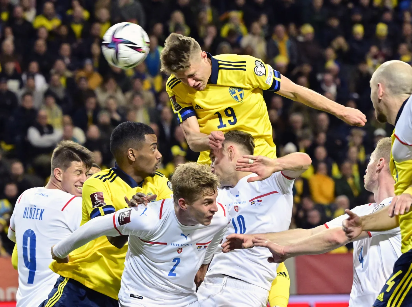 Szwedzkie media: Thriller trwa. W Polsce czeka na nas Lewandowski