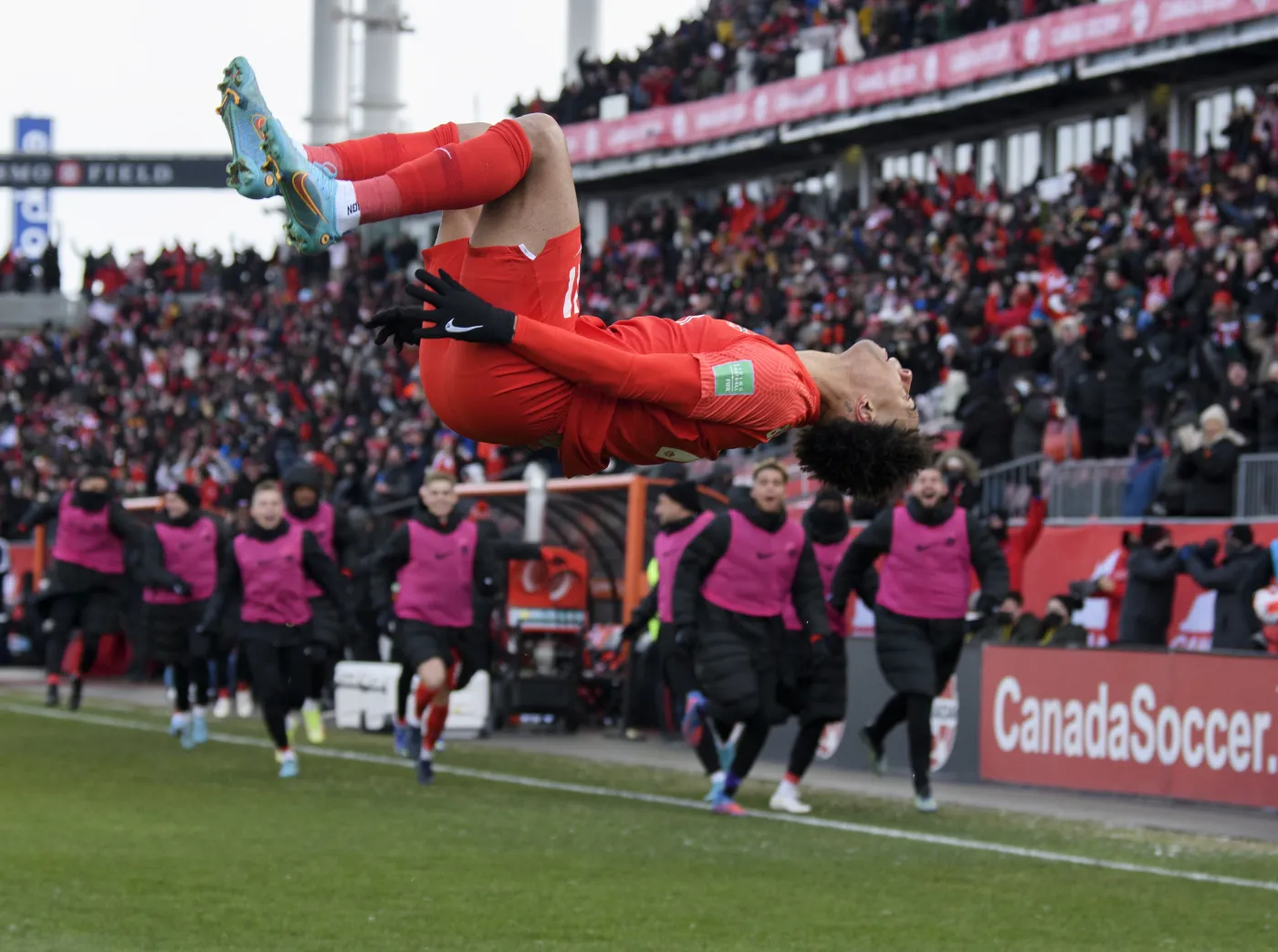 Piłkarska reprezentacja Kanady po 36 latach znów zagra na mundialu