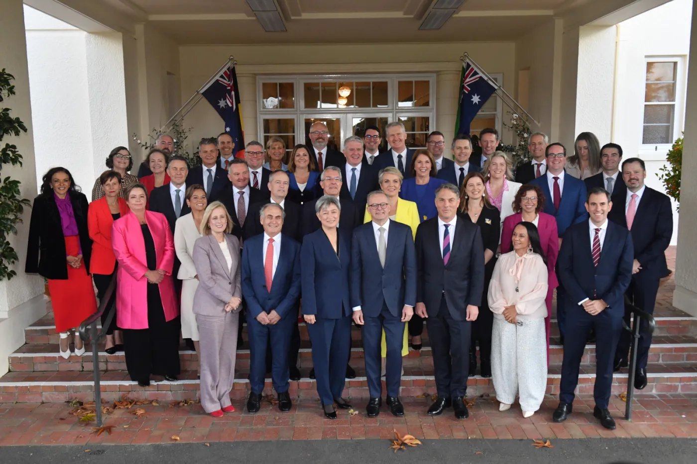 13 kobiet na stanowiskach ministerialnych. W Australii zaprzysiężono nowy rząd