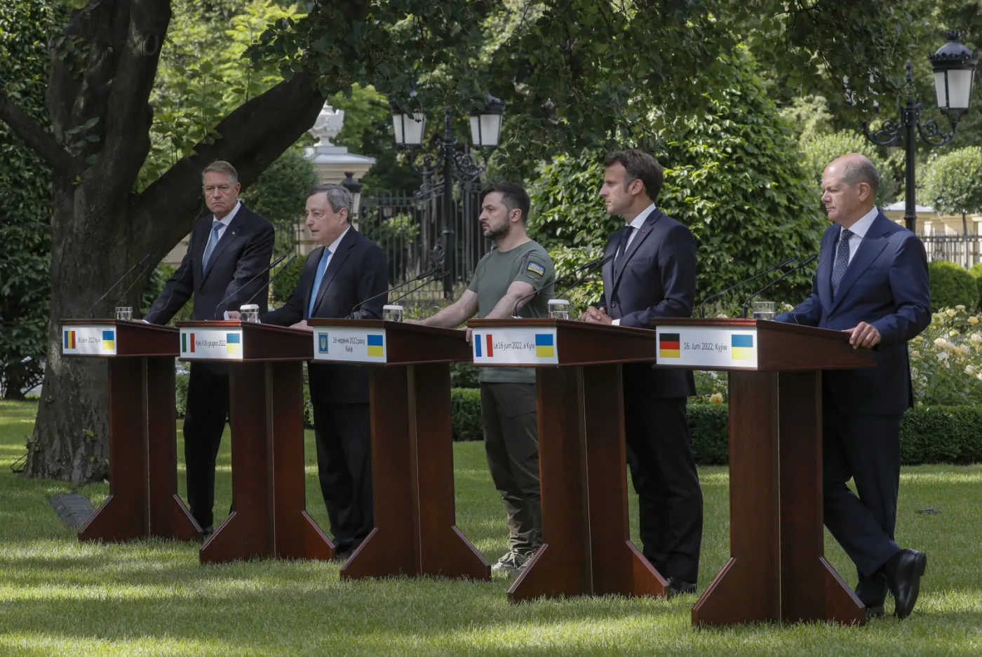 Politico o wizycie europejskich przywódców w Kijowie: Spóźniona. Padły też słowa o Polsce