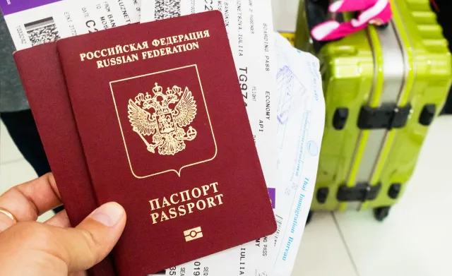 Ukraina wprowadzi wizy dla Rosjan