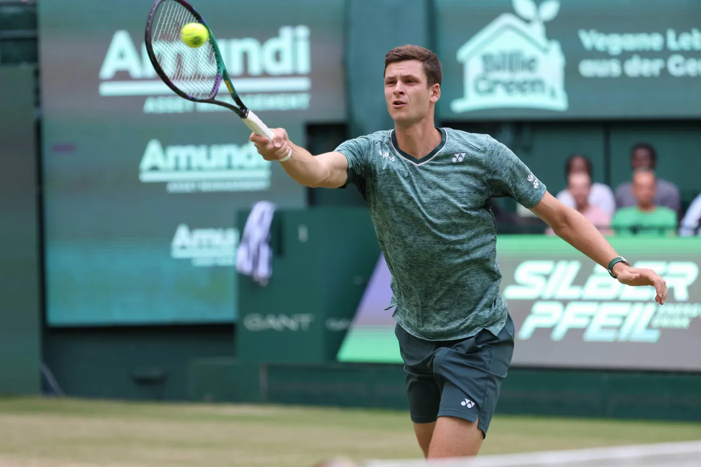 Brawo Hurkacz! Zagra o triumf w Halle. Rywalem lider rankingu ATP