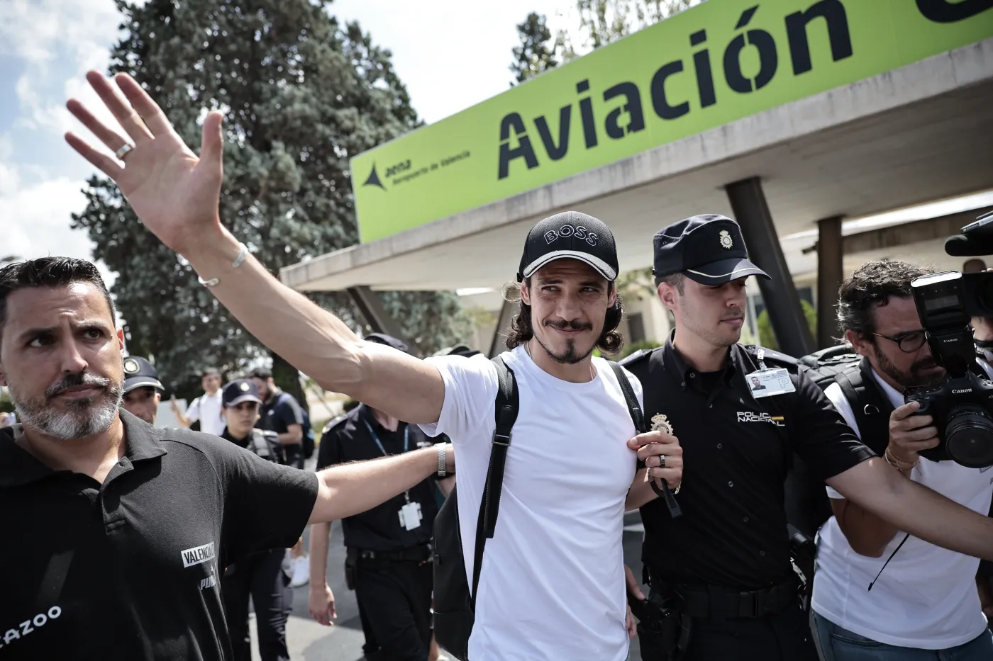 Edinson Cavani podpisał kontrakt z Valencią