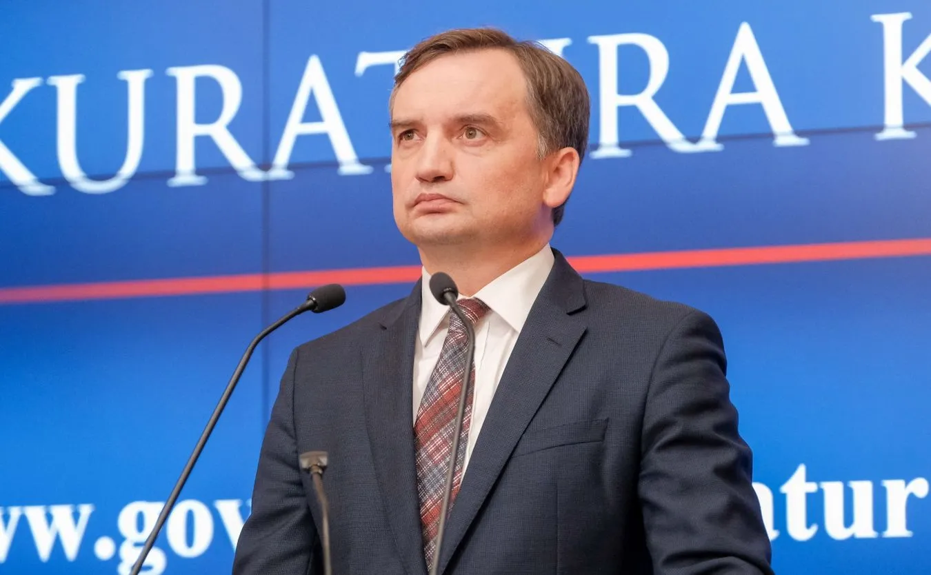 Ziobro: Von der Leyen cynicznie oszukuje premiera i prezydenta