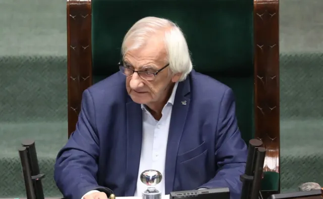 "Tusk połknie Hołownię". Terlecki bije w lidera Polski 2050