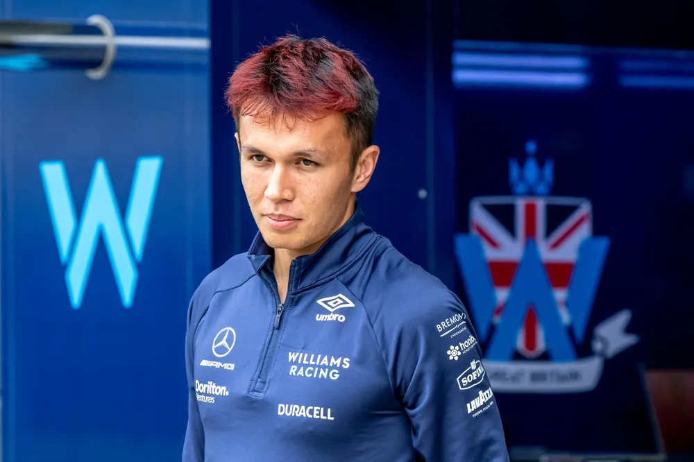 Alexander Albon na dłużej w ekipie Williamsa