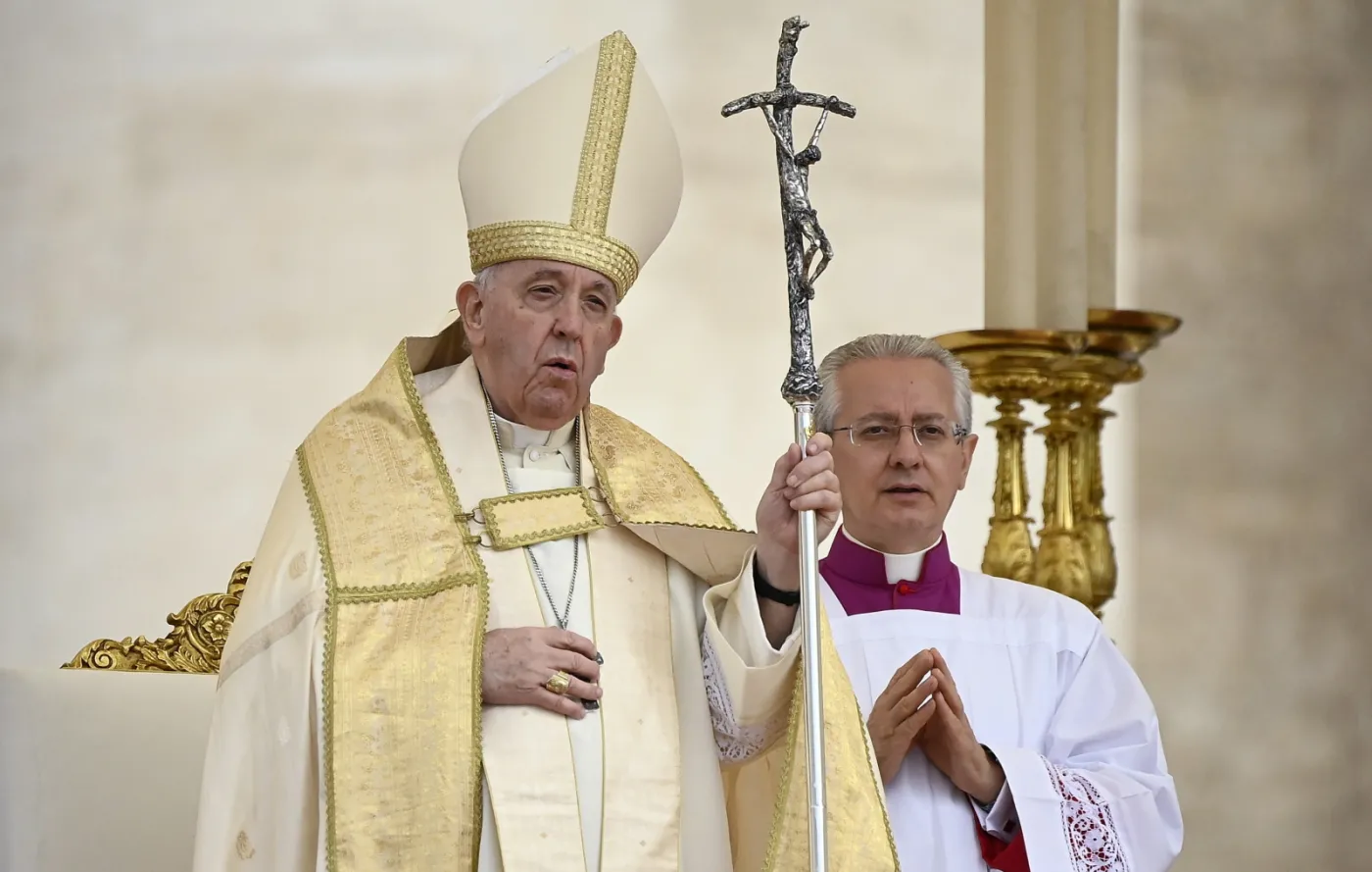 Papież Franciszek mówi o "wojnie światowej". Zwrócił się też do Polaków...