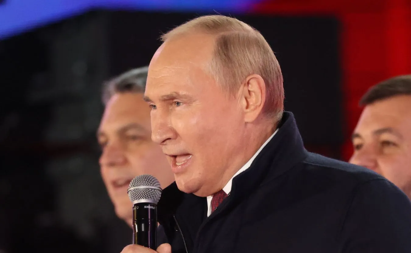 Putinowski"Mein Kampf". Ekpert: Rosja realizuje na Ukrainie scenariusz eksterminacji [WYWIAD]