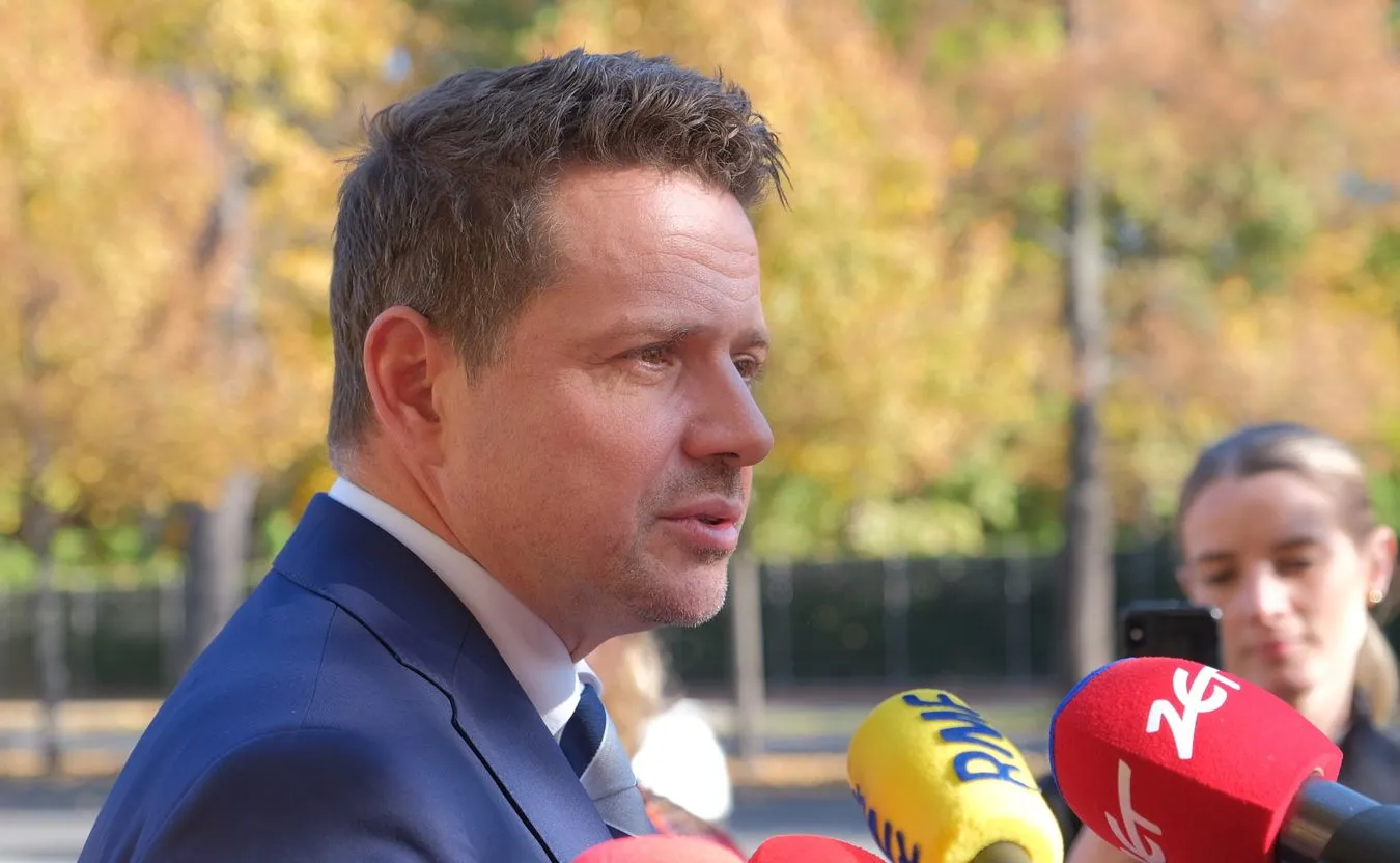 Trzaskowski przegrał w sądzie. Oto jakie furgonetki wyjadą na ulice Warszawy