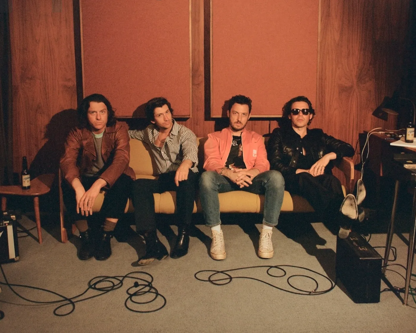 Arctic Monkeys przedstawiają "Body Paint". To zapowiedź nowej płyty