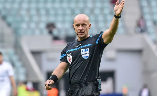Szymon Marciniak arbitrem głównym meczu Francja - Dania