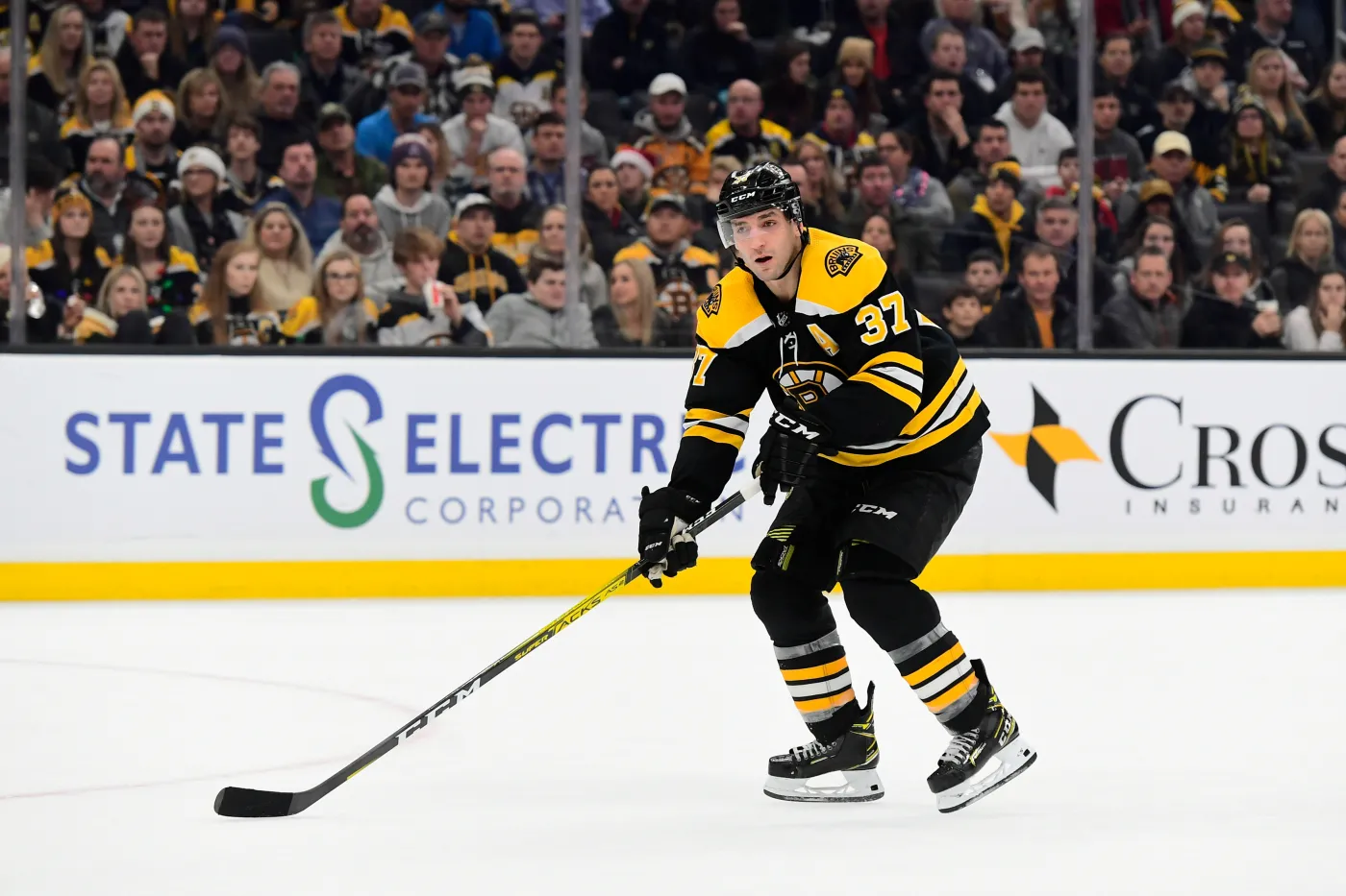 Bergeron o jeden punkt od 1000. Pewne wygrane Bruins i Devils [WIDEO]