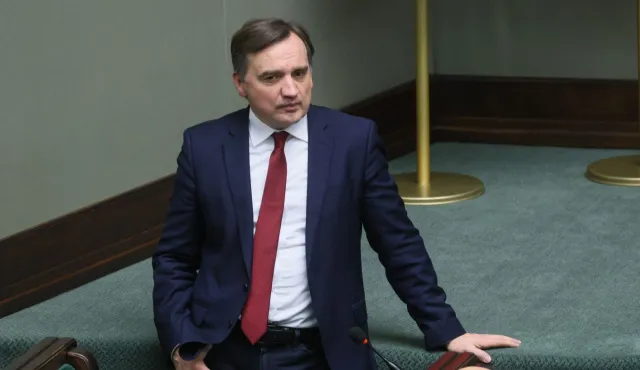 "Reforma” wymiaru sprawiedliwości od początku była karykaturą. Pod ścianą na własne życzenie