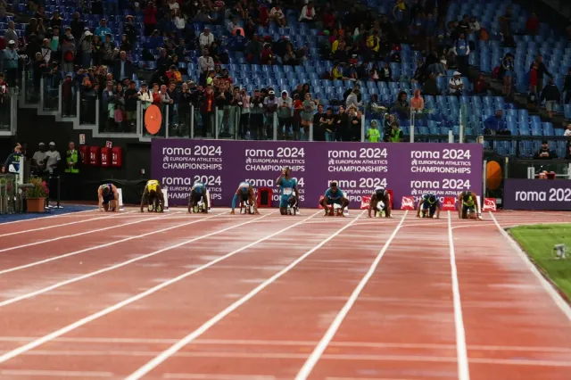 Kofeina pomaga sprinterom. Wyraźnie skraca czas biegu na 100 m