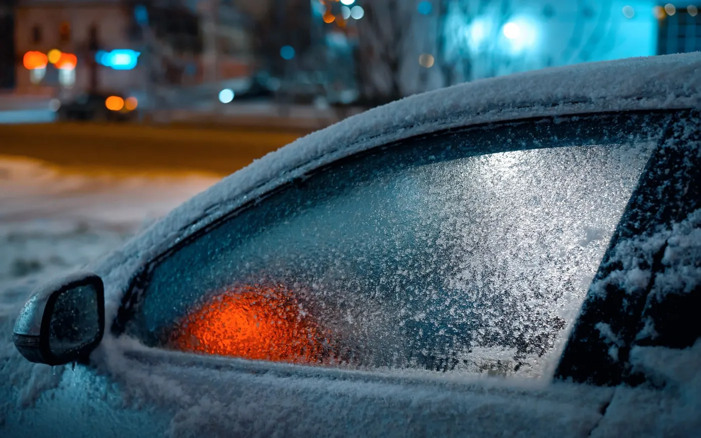 Opady deszczu niemal w całym kraju, temperatura na plusie. PROGNOZA POGODY