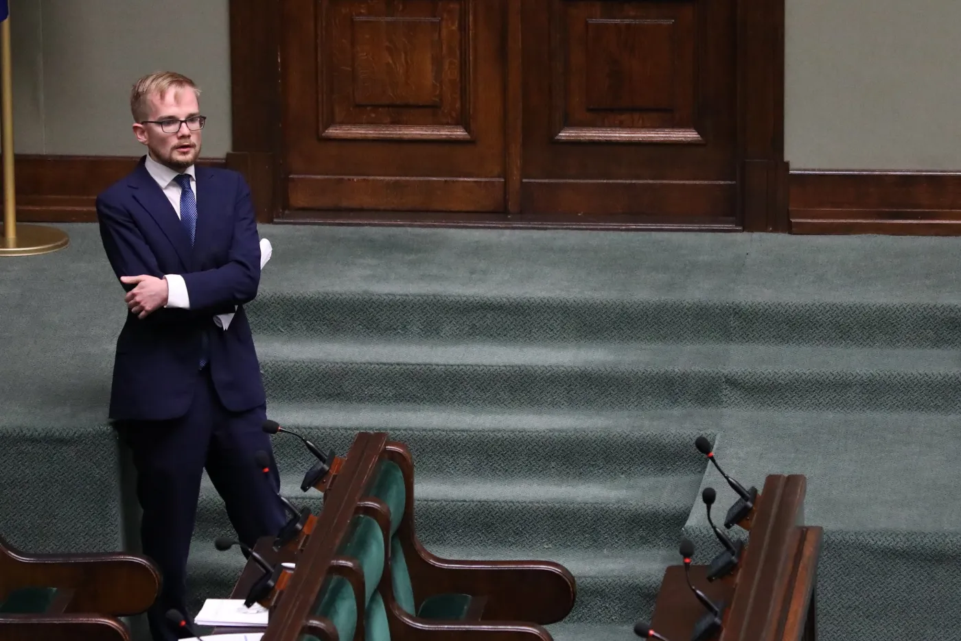Niższy VAT na paliwo nie do utrzymania? Wiceminister Patkowski tłumaczy...