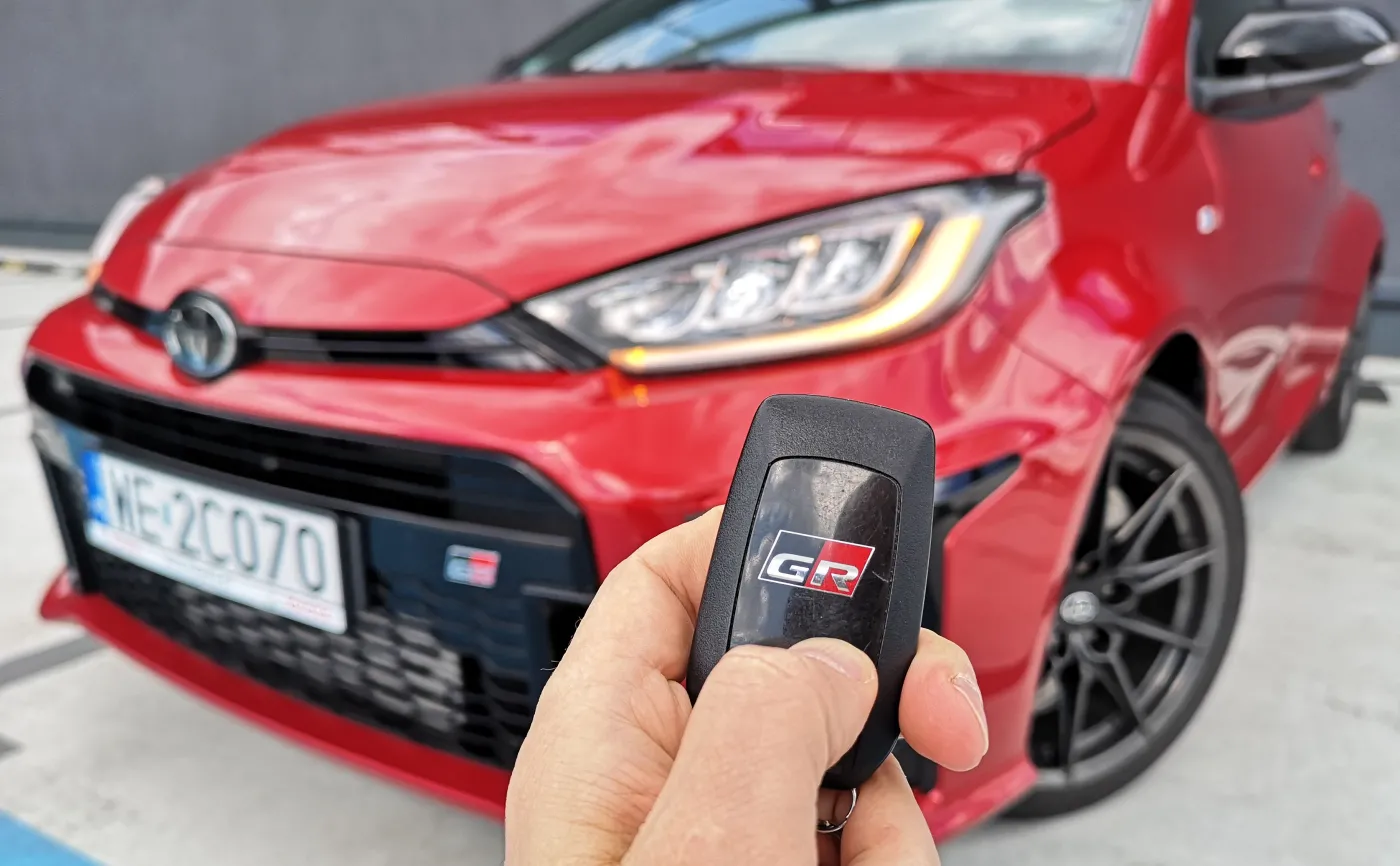 Toyota GR czy GR Sport? Tu diabeł tkwi w szczegółach