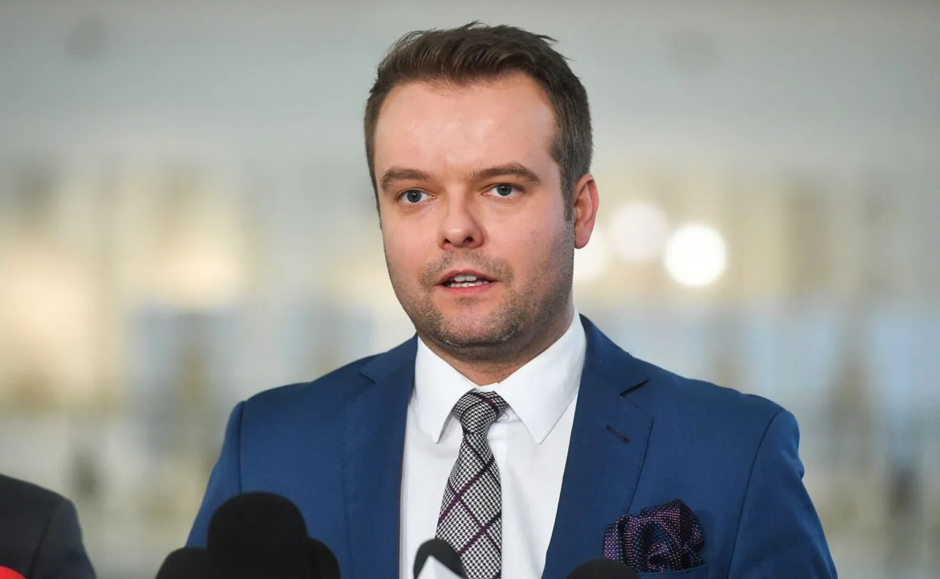 Bochenek: Wypadek Szydło to nieudolna próba odwrócenia uwagi od Sikorskiego