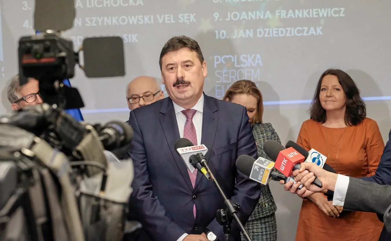 Wiceminister rolnictwa w Brukseli zachwalał polską żywność. Porównywał kotlet schabowy do... robaków