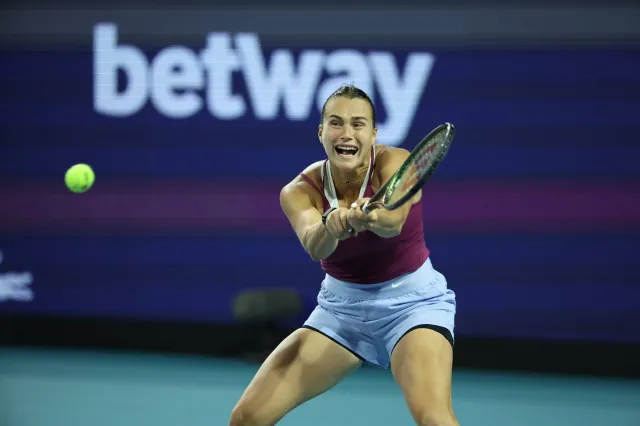 Sabalenka w 67 minut rozprawiła się z Krejcikovą. 11. z rzędu wygrana Rybakiny