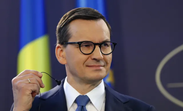 Premier Mateusz Morawiecki ma dobrą wiadomość dla kibiców Ruchu i Wisły