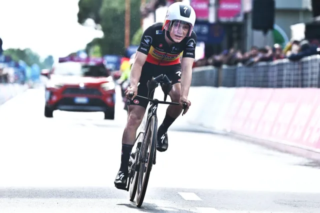 Giro d'Italia. Kolejne przypadki koronawirusa, prawdopodobna zmiana trasy
