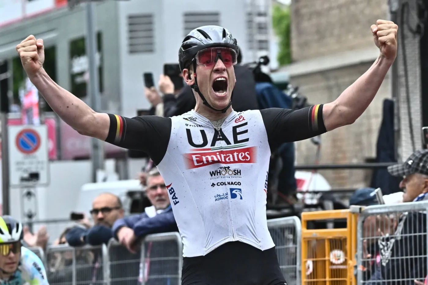 Ackermann wygrał 11. etap Giro d'Italia. Thomas utrzymał prowadzenie