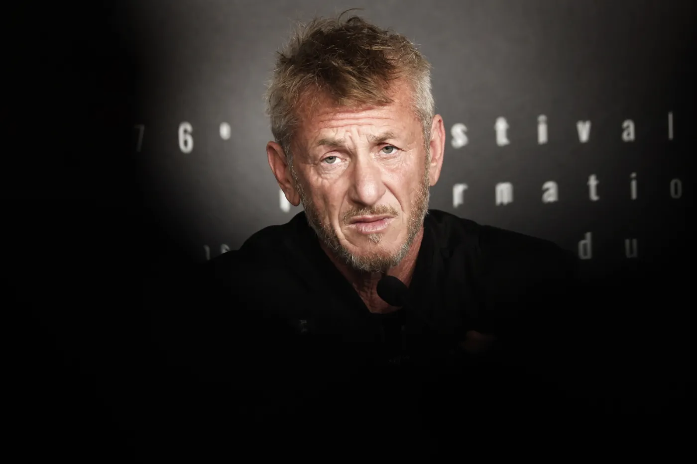 Cannes 2023. Tye Sheridan i Sean Penn: W "Black Flies" chcieliśmy oddać hołd ratownikom medycznym